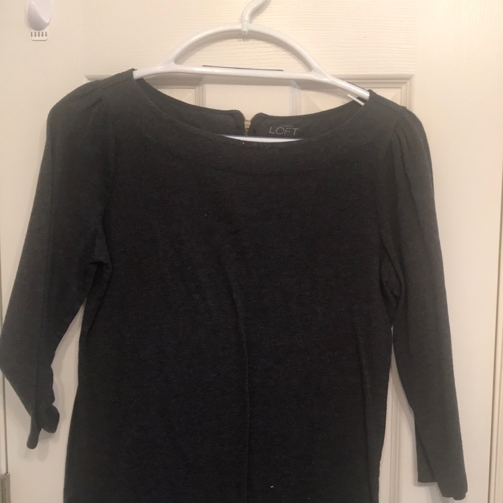A simple gray top